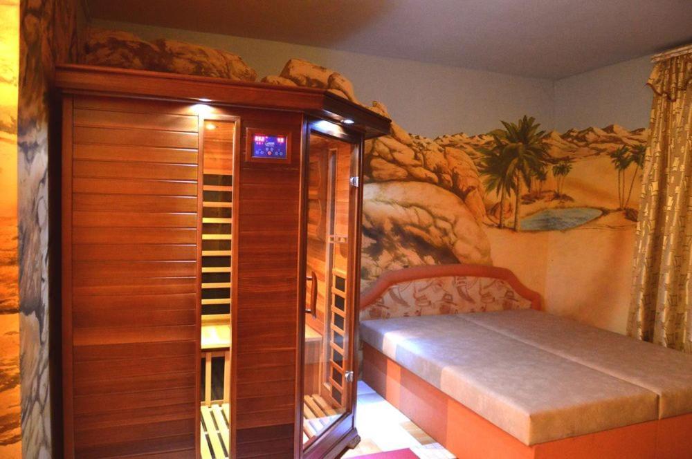 Wellness Club Villa Puclice Exteriör bild