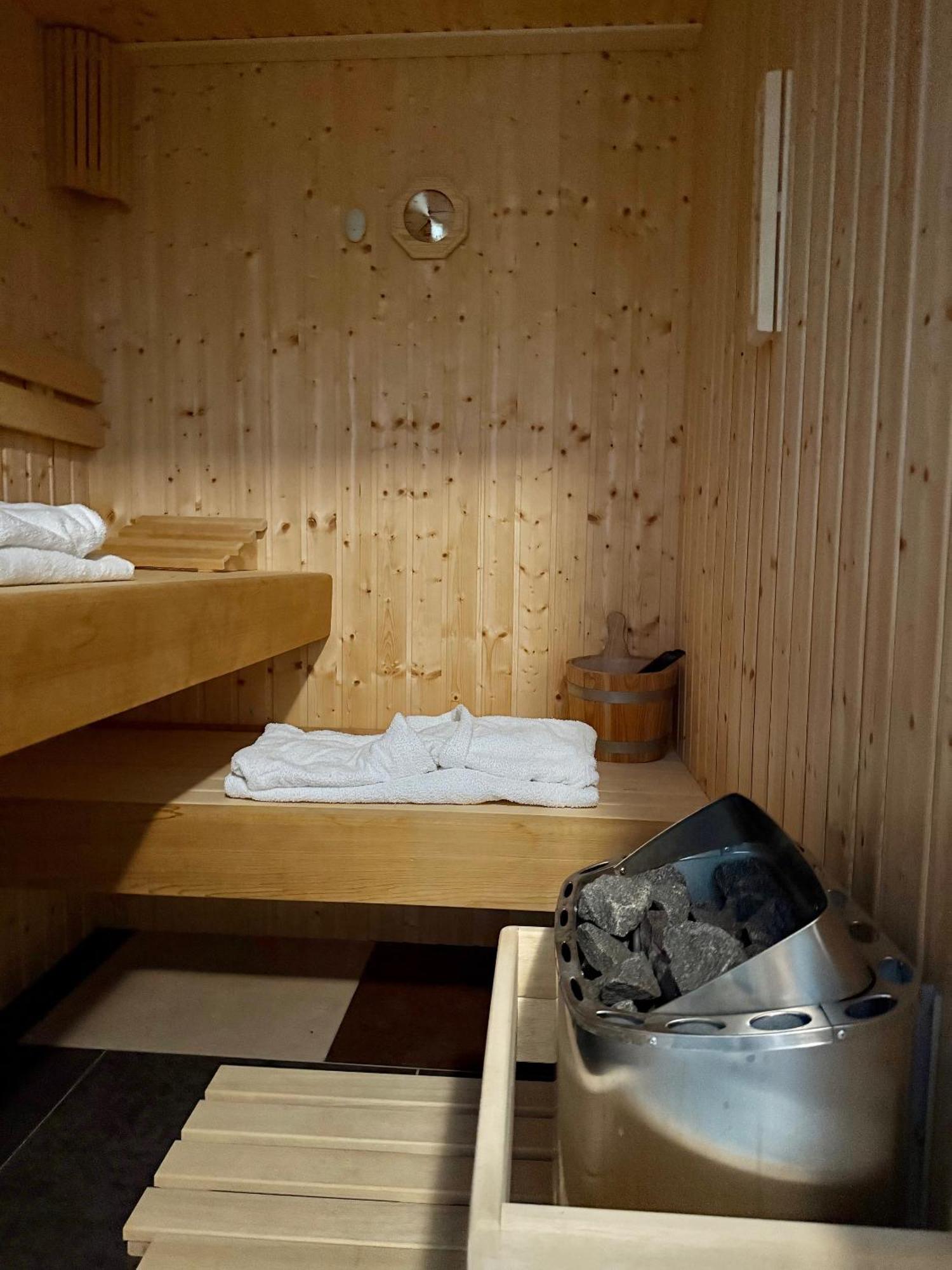 Wellness Club Villa Puclice Exteriör bild